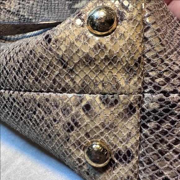 Michael Kors Python Snakeskin Jet Set Tote /Goldtone Chain Straps & Hardware - Picture 8 of 13